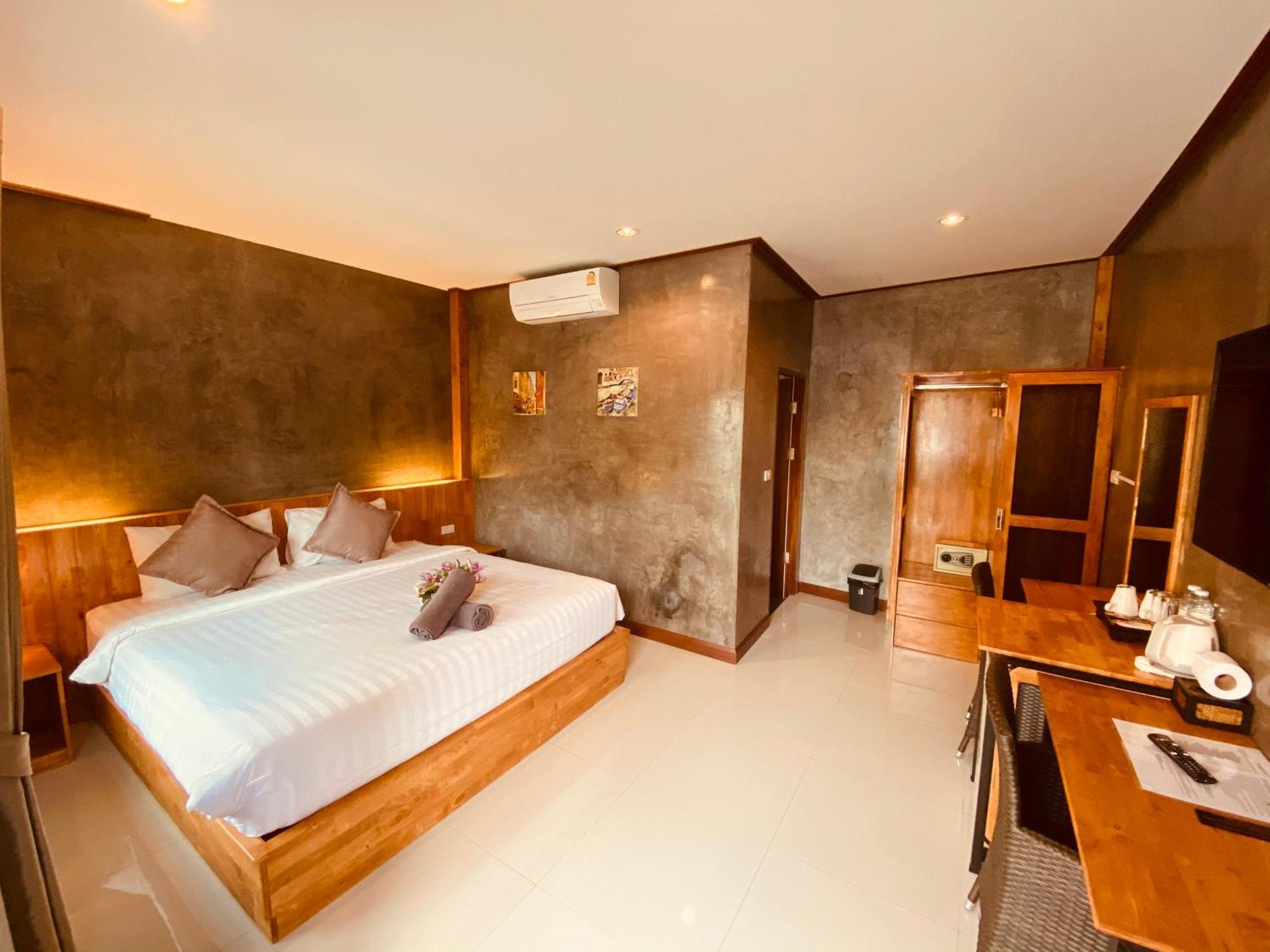 Paradise Land Resort Pattaya Rum bild