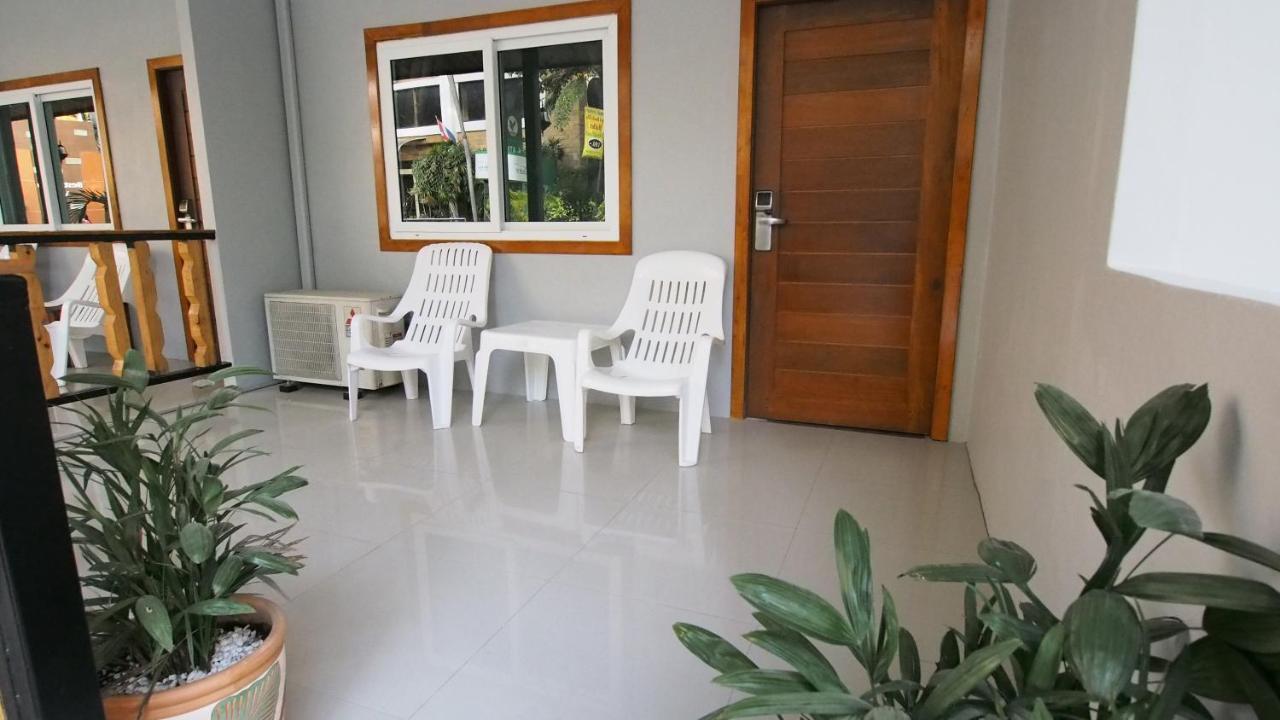 Paradise Land Resort Pattaya Rum bild